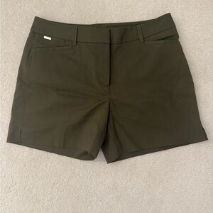 Never Worn, NWOT White House Black Market Olive Green 5” Shorts – Size 2